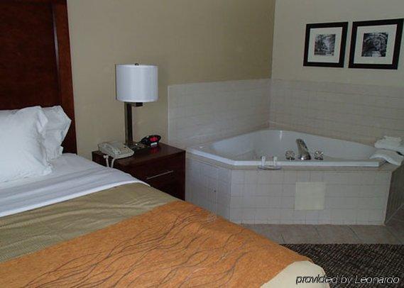 Red Roof Inn Newport News - Yorktown Eksteriør billede